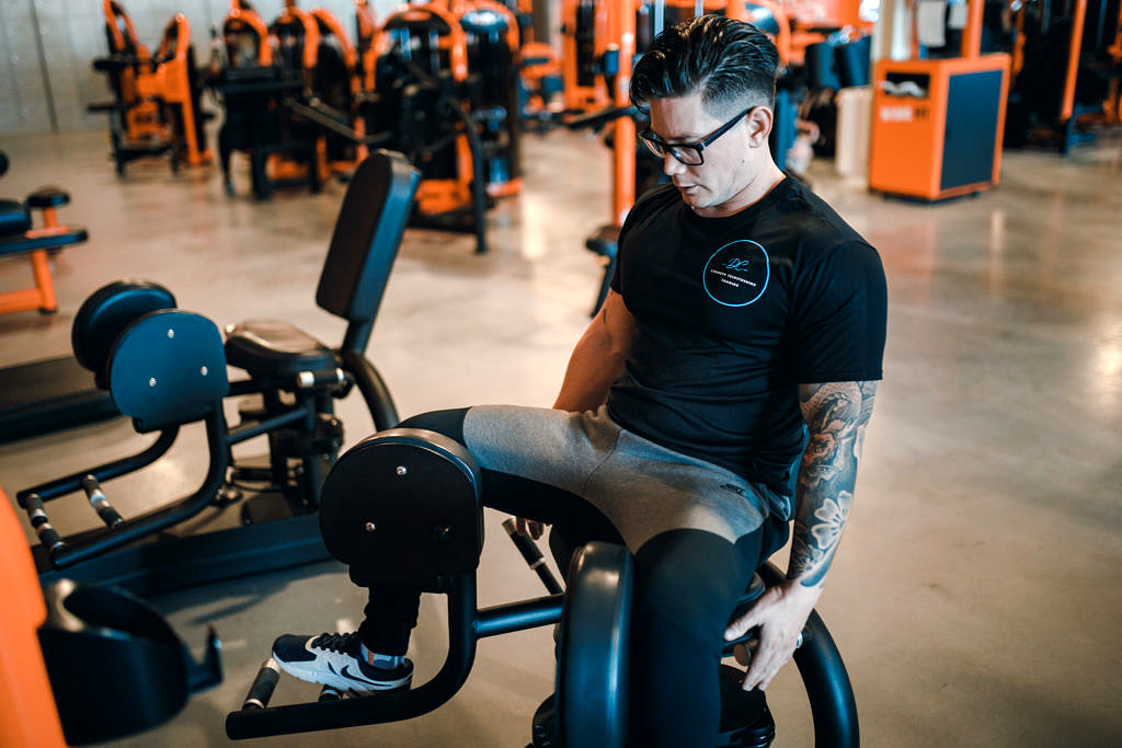 Machine hip adductor