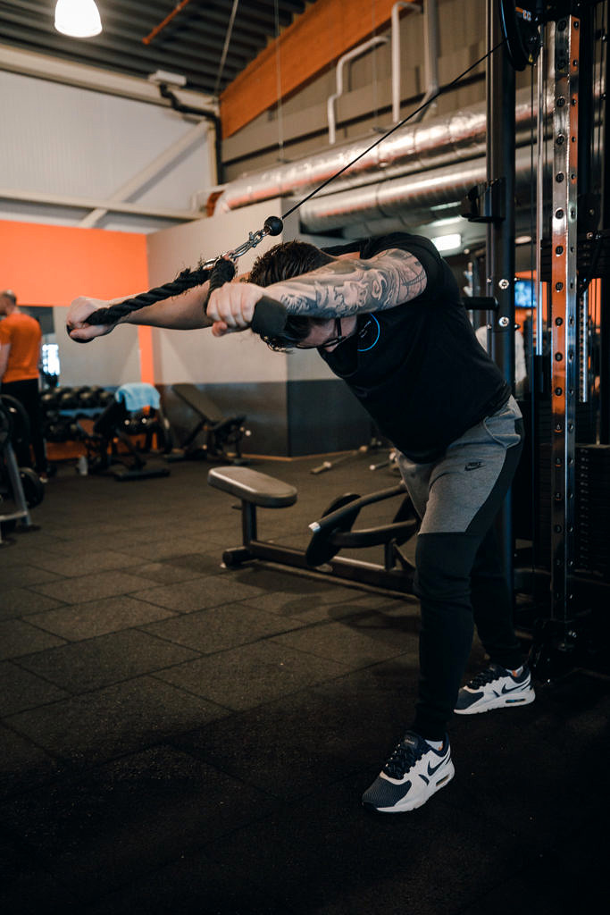 Overhead tricep extension