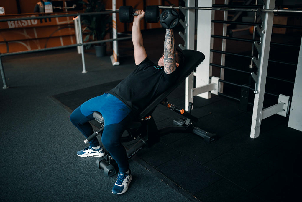 Incline dumbbell press