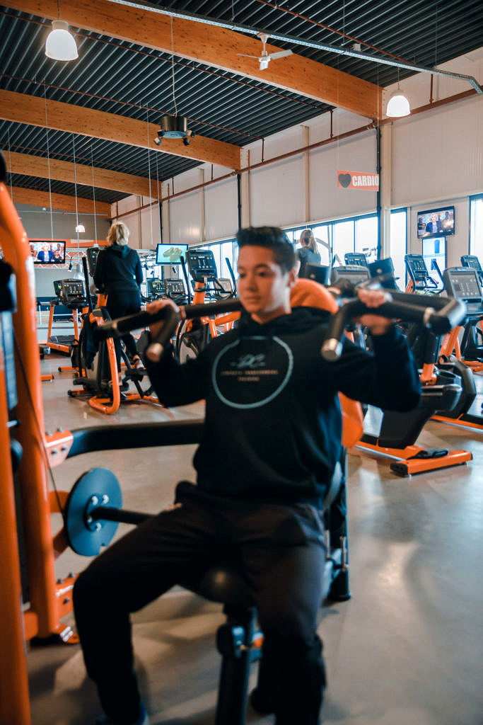 Machine shoulder press