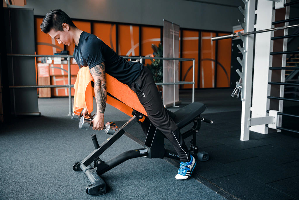 Incline dumbbell row