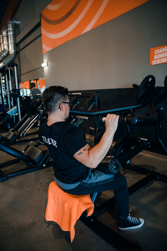 Plate loaded pulldownnn